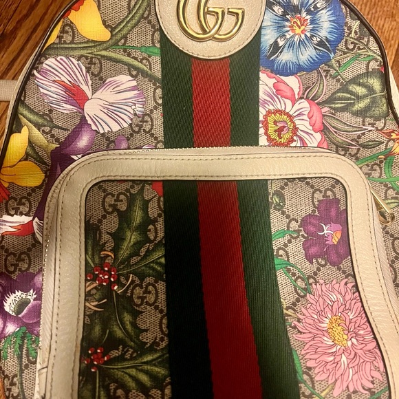 Gucci small back pack - Picture 2 of 8